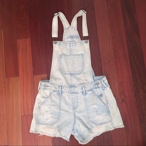 Hollister overall shorts